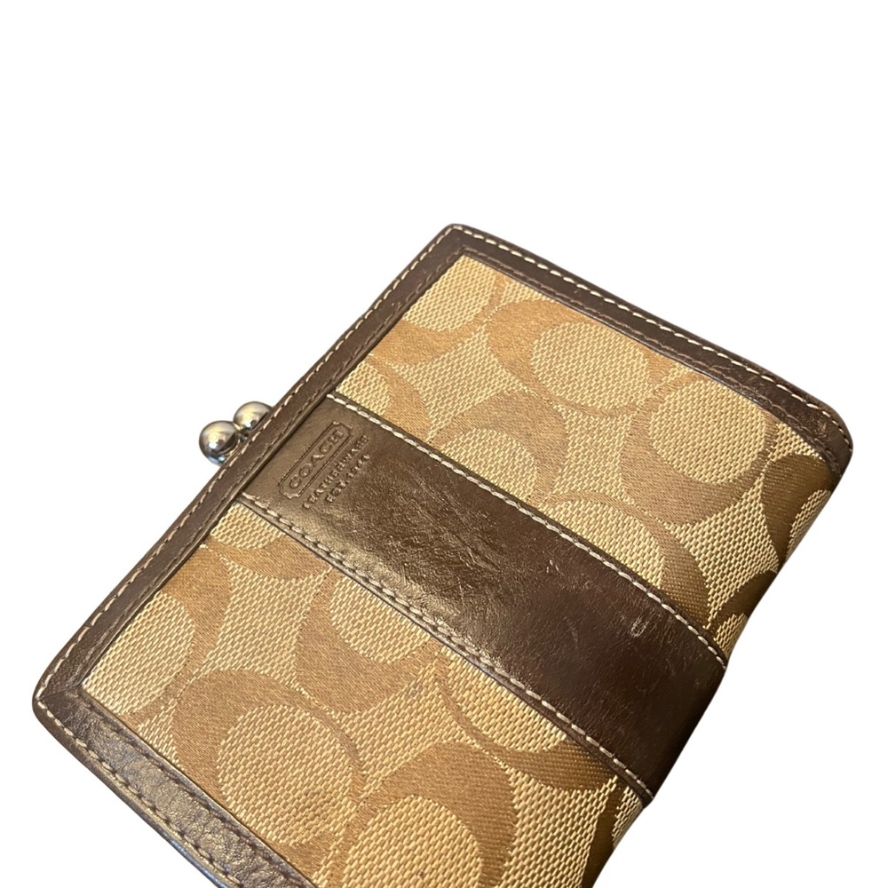 Coach Signature Canvas Kiss Lock Brown Wallet - Picture 9 of 14